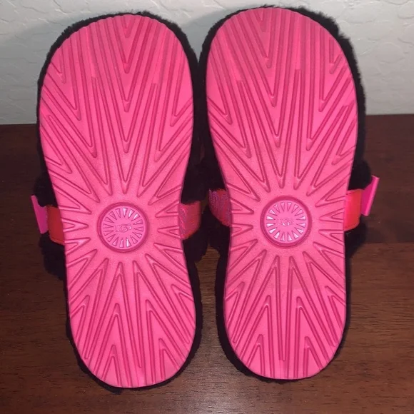 UGG BRAND NEW & GORGEOUS SIZE 6 CLOSED TOE VELCRO SLIP ON SLIPPERS - Picture 7 of 10